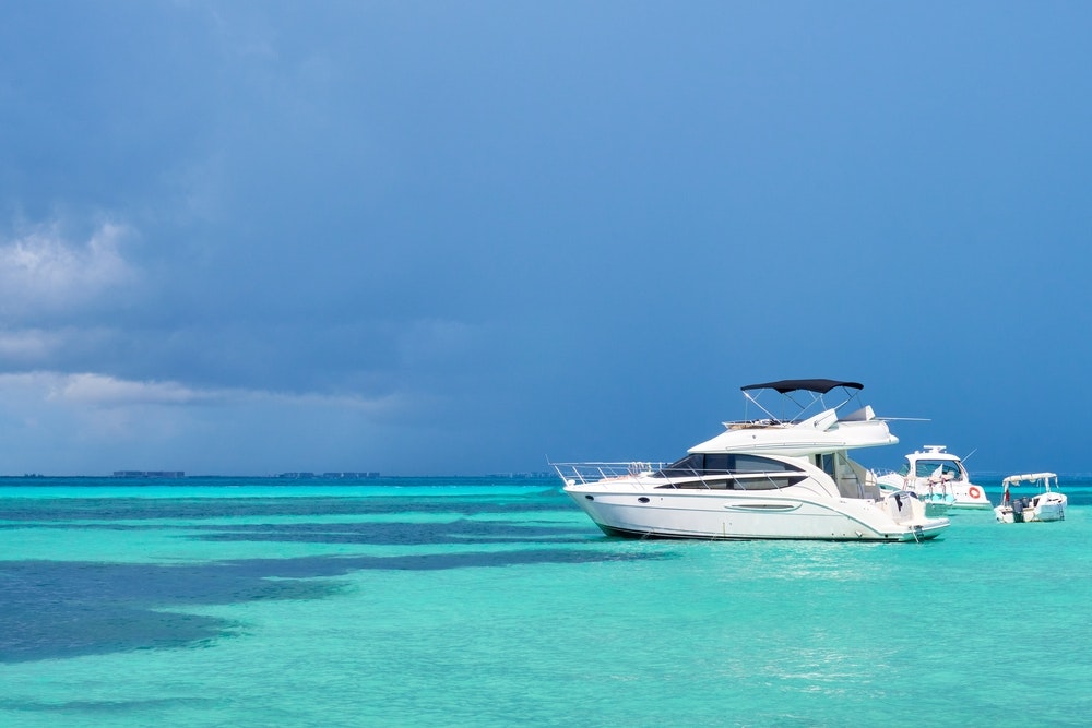 Discover the top 9 ocean boats, catering to every boating enthusiast's preferences and adventures on the open seas.