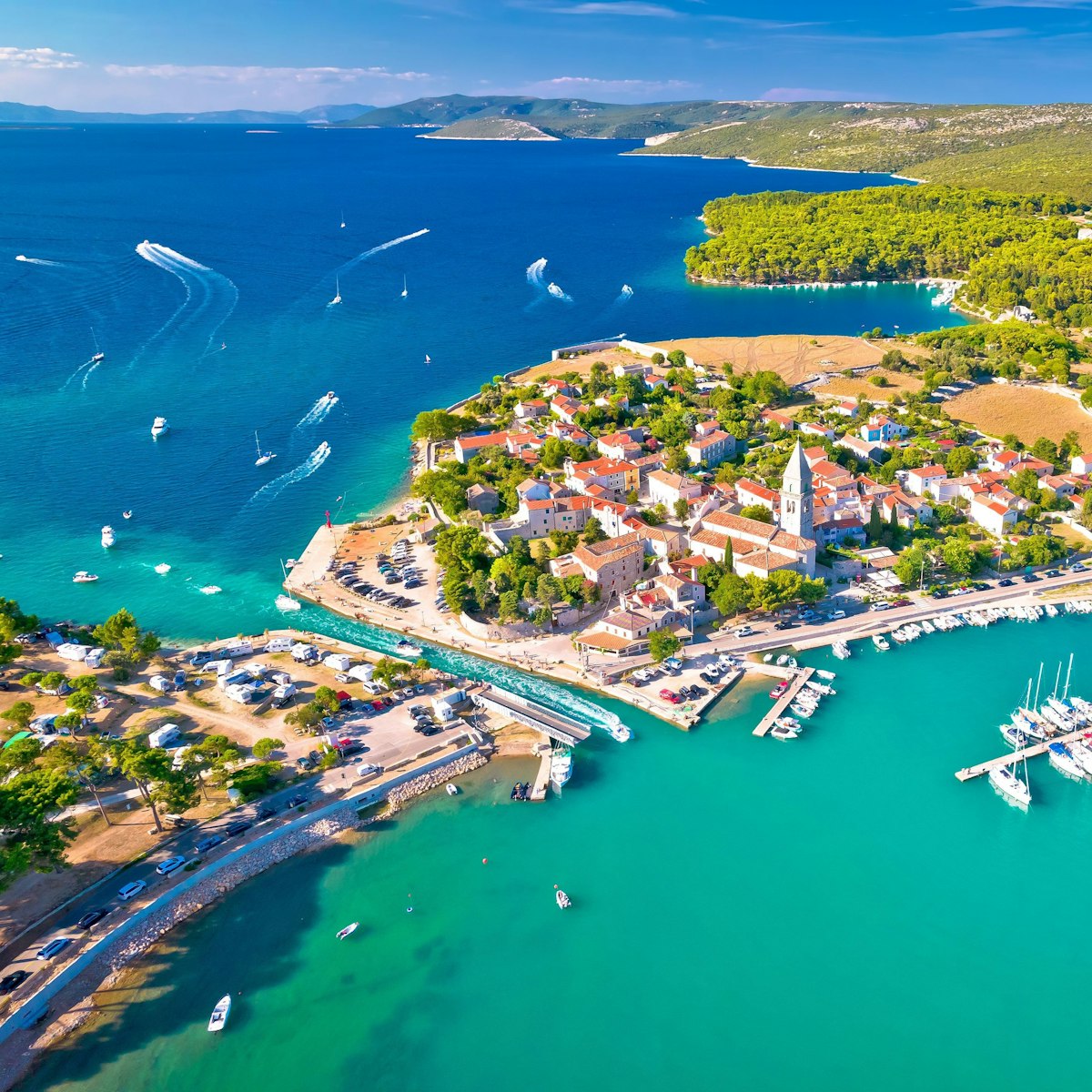 Here are some helpful tips, advice, and general overview for and of sailing in Croatia for first-timers.