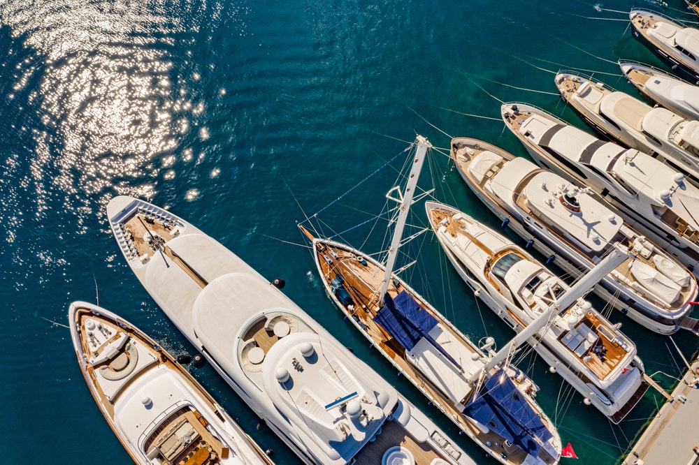 Master the art of boat docking with essential techniques and expert tips.