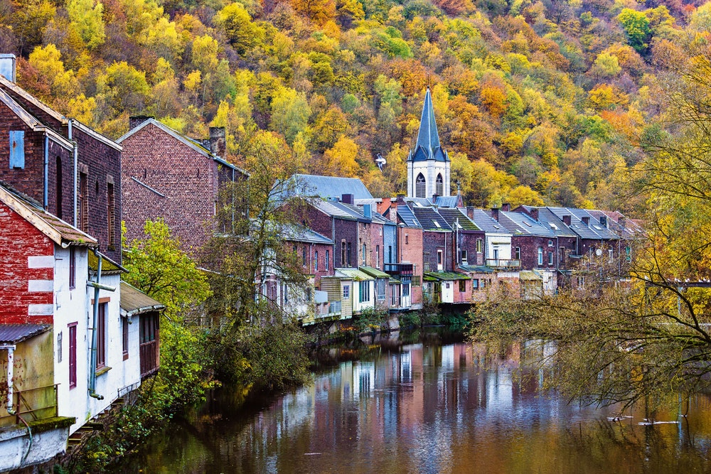 A cosmopolitan water trip with everything! The tiny French region of Alsace and neighbouring Saarland in Germany are regions as beautiful as the art and architecture of their cities.