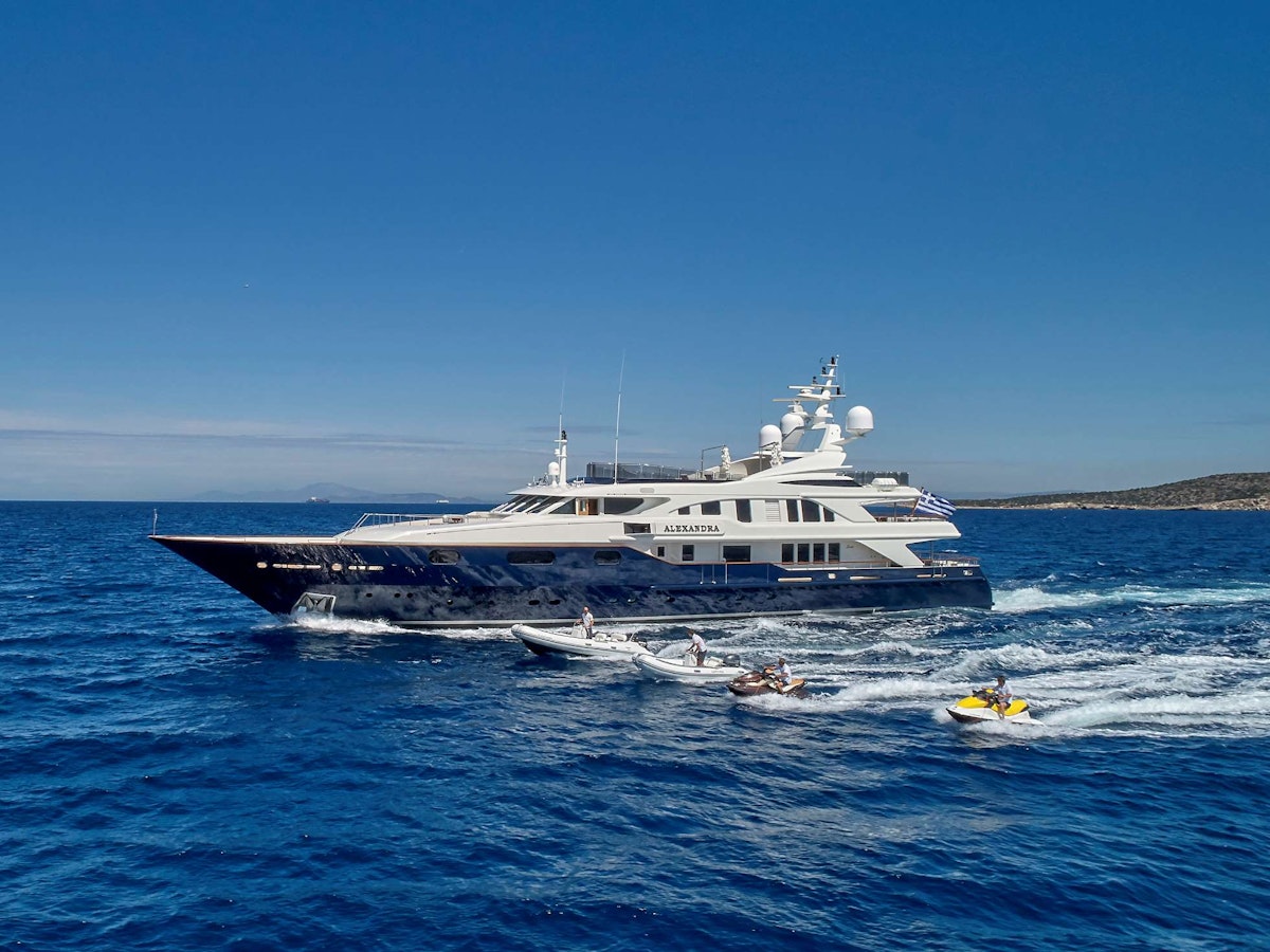 from €180 000 | 50 meters | 12 guests