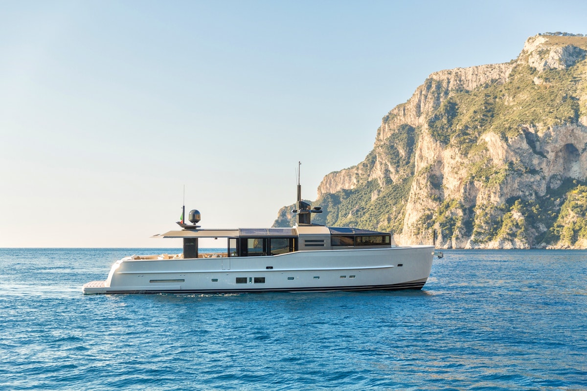from €48 000 | 26 meters | 8 guests 