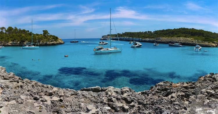 Caribbean turquoise sea, sun, deserted beaches and rugged countryside on islands whipped by ocean and strong winds. This is one yachting challenge you won't be able to resist.