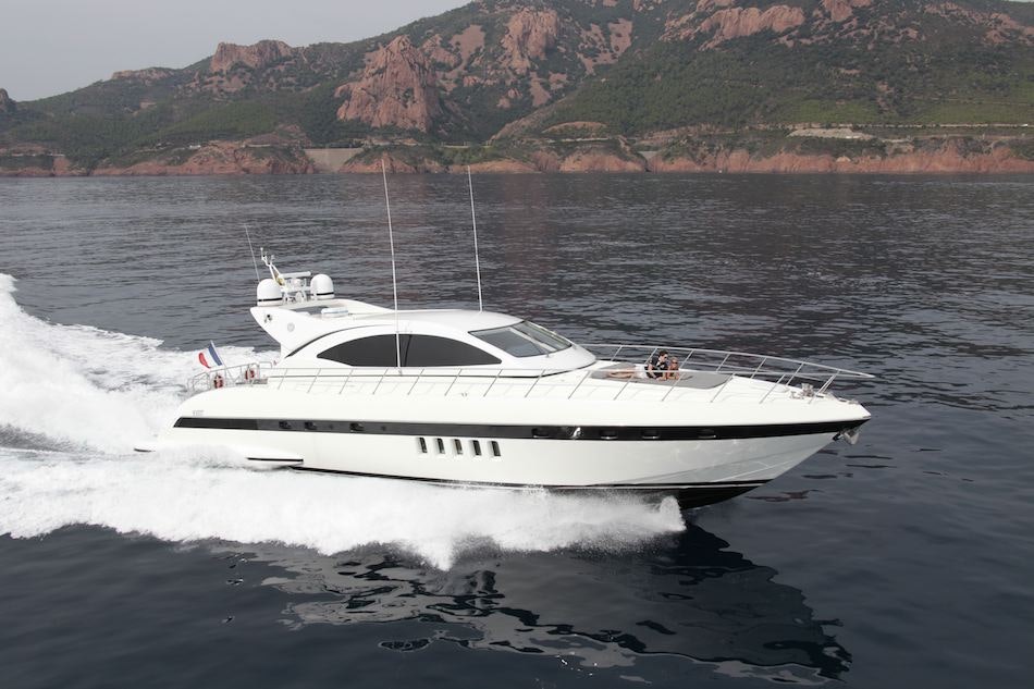 from €27 000 | 22.03 meters | 7 guests