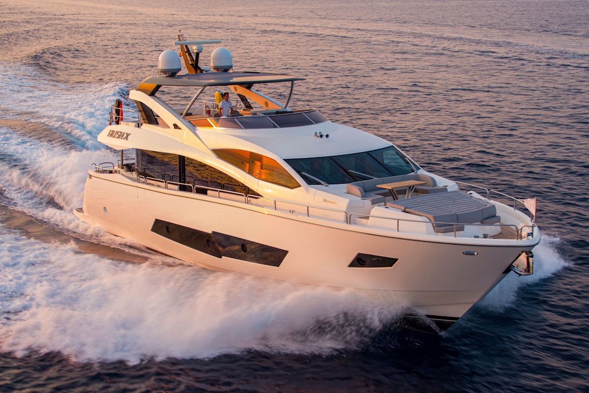 from €48 000 | 26.30 meters | 8 guests