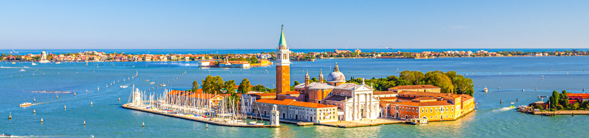 Erkunden Sie die Lagune von Venedig in Italien mit dem Hausboot: erstaunliche Sehenswürdigkeiten und ruhige Natur 