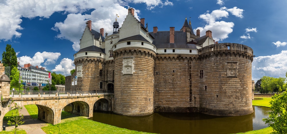 Hrad vévodů z Bretaně (Chateau des Ducs de Bretagne) v Nantes, Francie