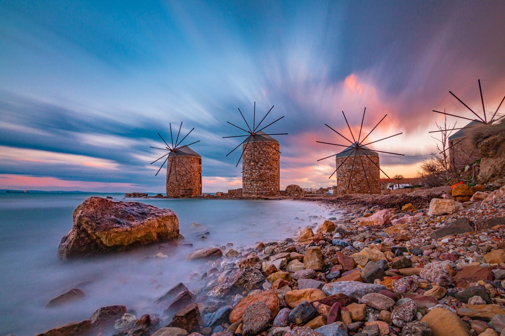 Větrné mlýny při západu slunce, Chios