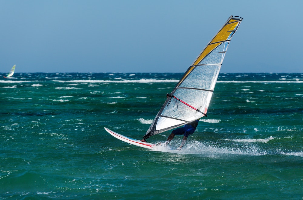 Windsurfing in the wind