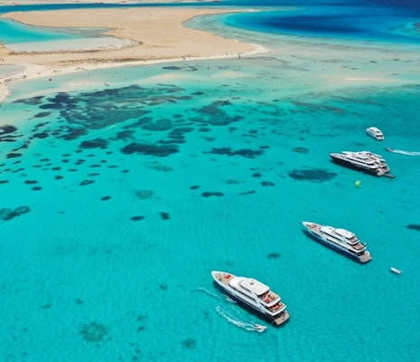 LUXURY YACHT CHARTER IN AFRICA