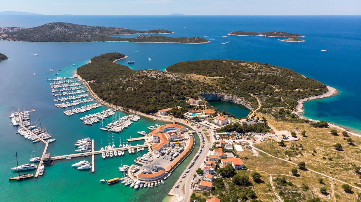 Sibenik til Trogir: topp marinaer for å forfriske og slappe av