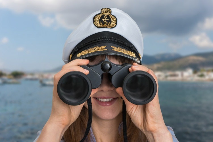 Binoculars for yachtsmen