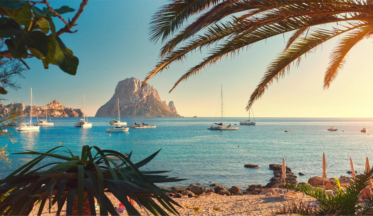 Yachtcharter für den Urlaub auf Ibiza