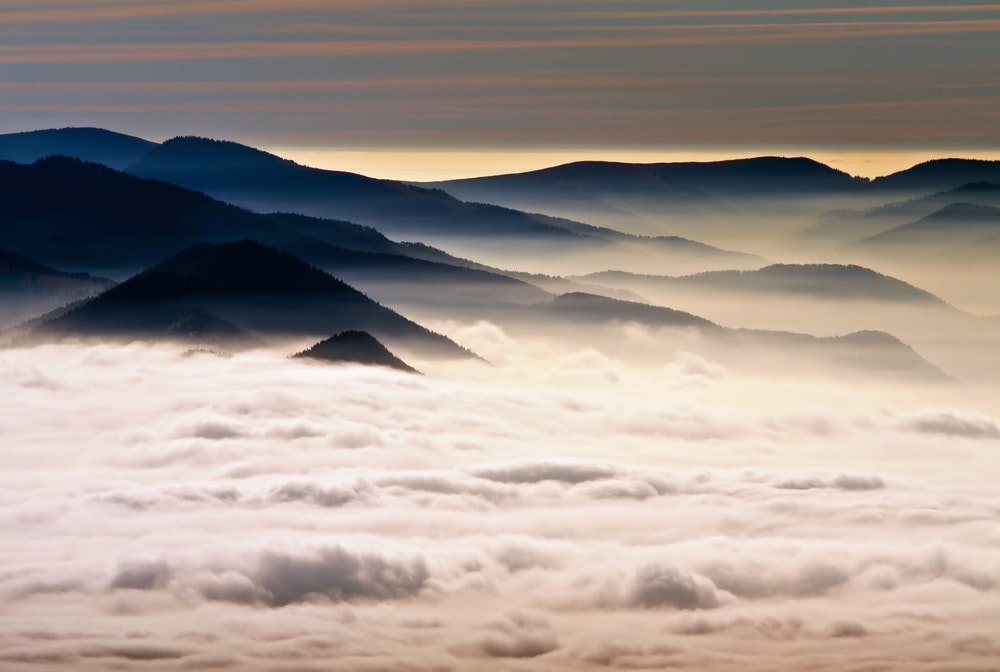 Stratus bulutları, yolculuğu ertelemeye değer olduğu anlamına gelir.