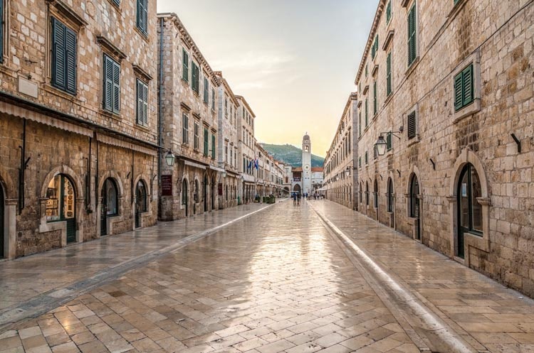 Stradun gatvėje Dubrovnike