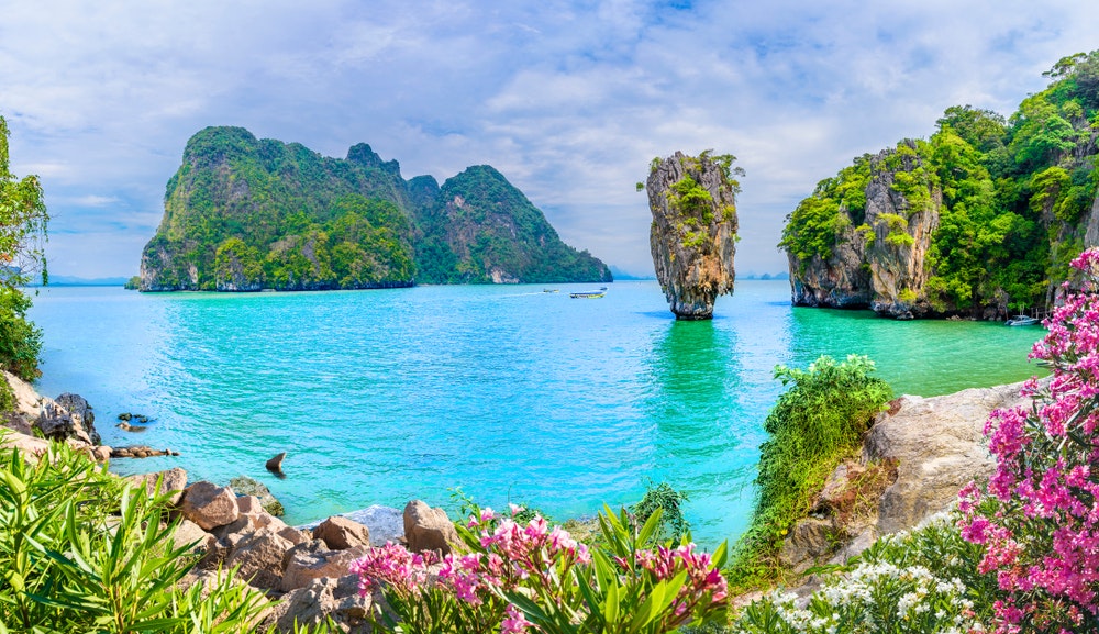 Phang Nga Körfezi'ndeki James Bond Adası