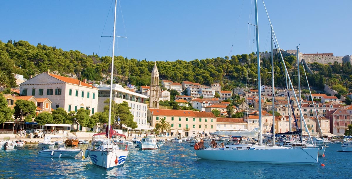 Rotas programadas de barco à vela a partir de Split, Croácia