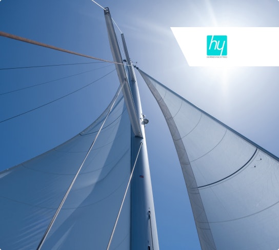 Логотип компанії Hermes Yachting Charter