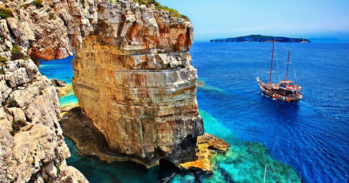 Segeln auf Paxos: Entdecken Sie die atemberaubende Schönheit der griechischen Insel
