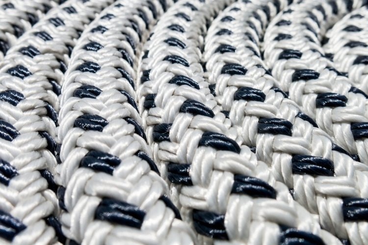 Braided polyester rope
