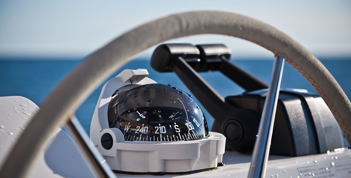 Helm and navigation