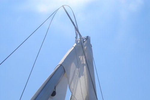 Collapsed mast on deck